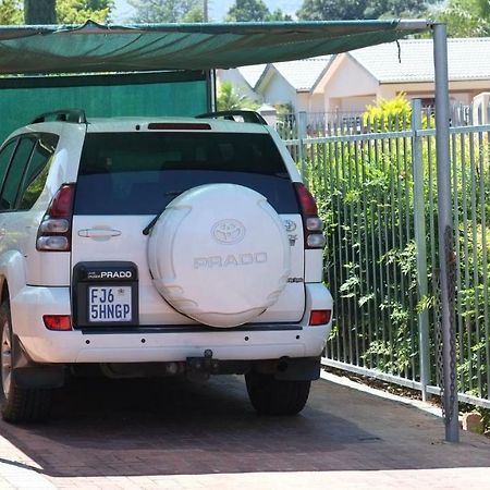 Eikepark Self Catering Apartment Stellenbosch Exterior photo